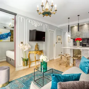 luxury-2-bedroom-25-bathroom-apartment-champs-elysees-with-ac.fr-paris.fr/